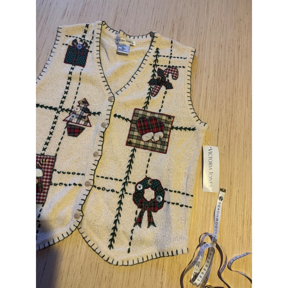 Victoria Jones Womens Christmas Sweater Vest Cream Holiday Applique NWT Large 44